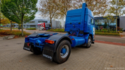 20251019-Tom-Holding-00254